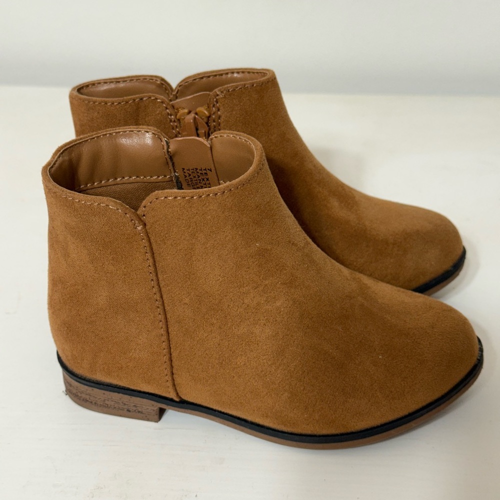 Cat & Jack Tan Kids Boots